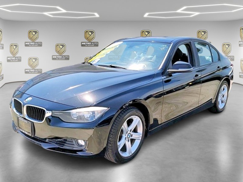Used 2012 BMW 328i Sedan RWD image 1