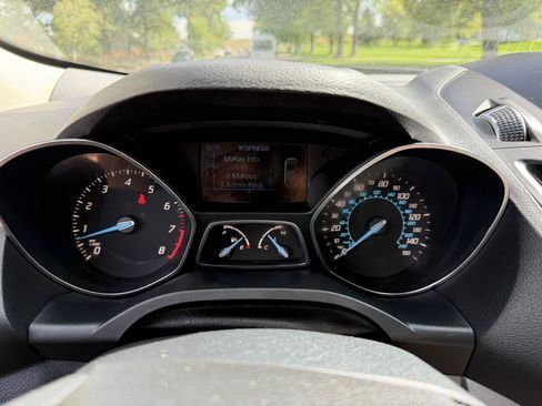 Used 2013 Ford Escape SE AWD/4WD image 22