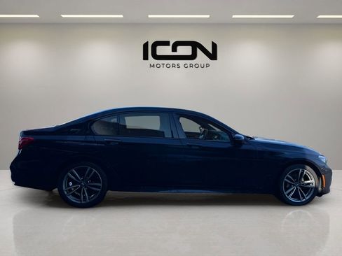 Used 2018 BMW 740e xDrive w/ M Sport Package image 7