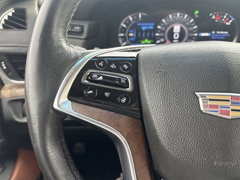 Used 2019 Cadillac Escalade ESV Luxury image 26
