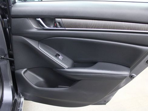 Used 2022 Honda Accord EX-L image 23