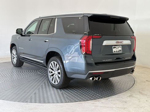 Used 2021 GMC Yukon Denali w/ Denali Premium Package AWD/4WD image 3