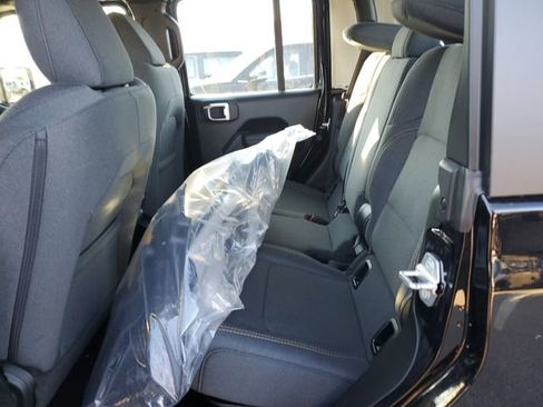 New 2026 Jeep Gladiator Sport image 14