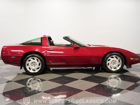 Used 1991 Chevrolet Corvette ZR-1 RWD image 15