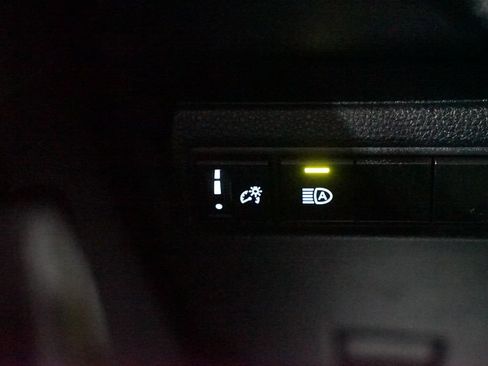 Certified 2024 Toyota Corolla LE image 22