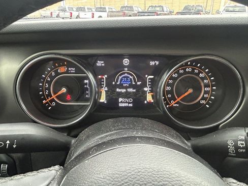 Used 2020 Jeep Wrangler Unlimited Willys image 12