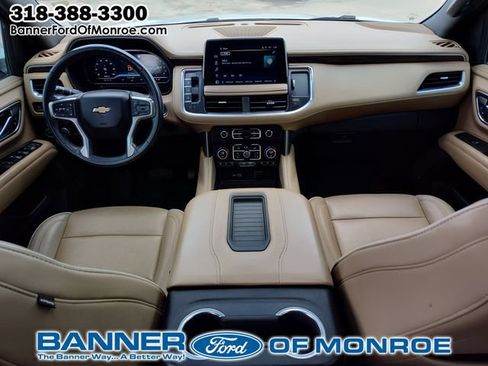 Used 2023 Chevrolet Tahoe Premier AWD/4WD image 23