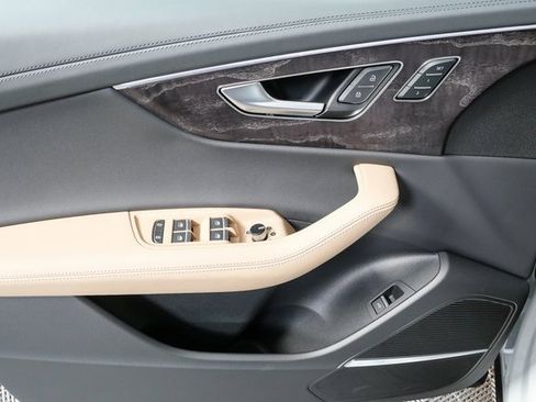 New 2026 Audi Q8 Prestige image 6