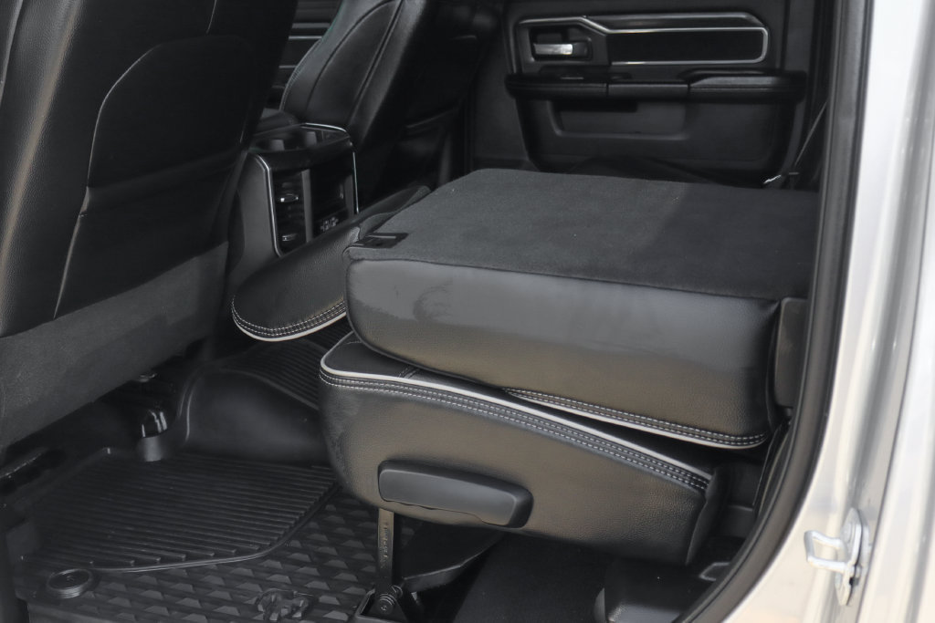 Used 2024 RAM 2500 Laramie w/ Sport Appearance Package AWD/4WD image 45