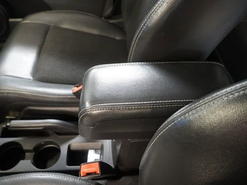 Used 2015 Jeep Compass Latitude image 22