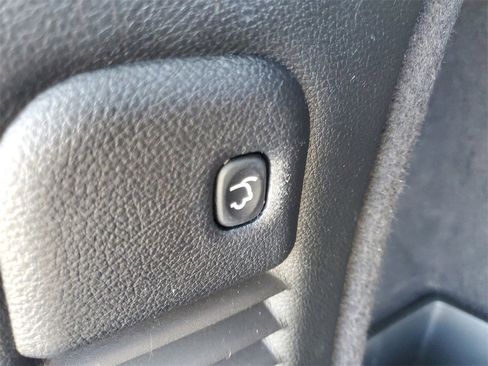 Used 2021 Dodge Durango GT image 11