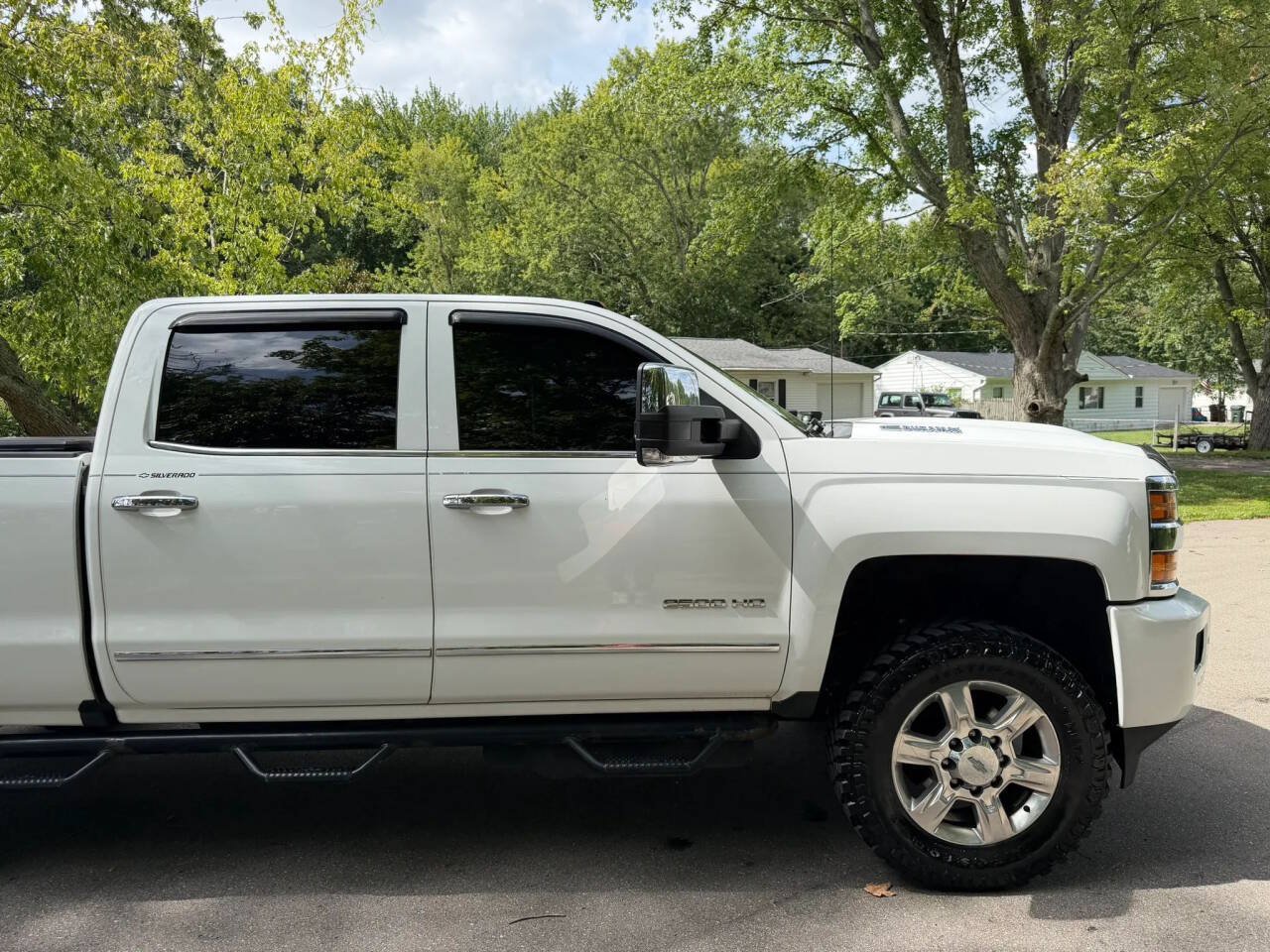 Used 2017 Chevrolet Silverado 2500 LTZ w/ Duramax Plus Package AWD/4WD image 74