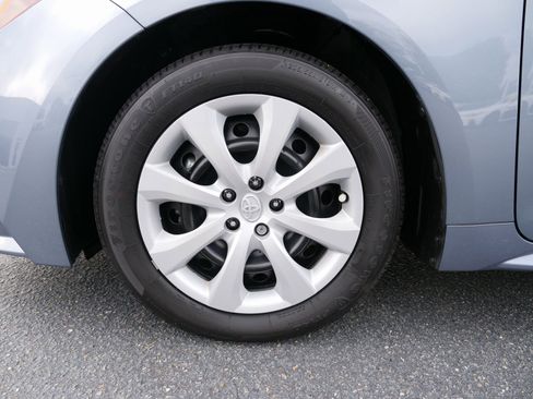 Used 2024 Toyota Corolla LE image 12