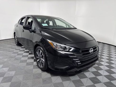 Used 2025 Nissan Versa SV w/ Trunk Package image 9