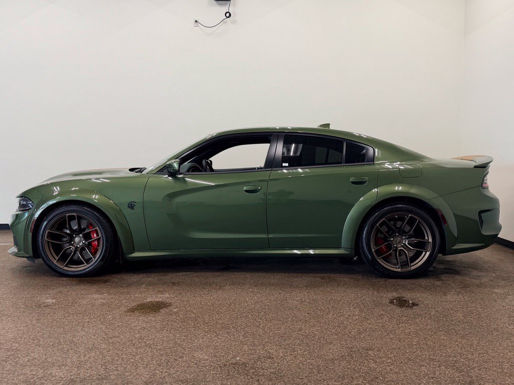 Used 2022 Dodge Charger SRT Hellcat w/ SRT Black Package RWD image 2