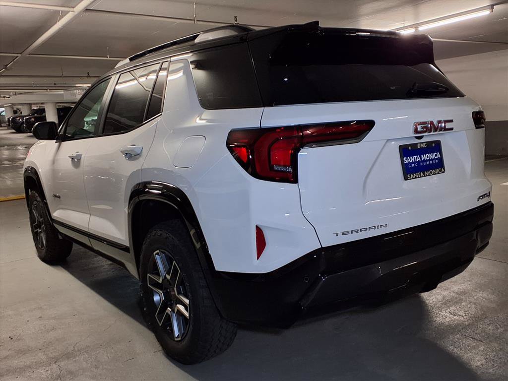Used 2026 GMC Terrain AT4 AWD/4WD image 10
