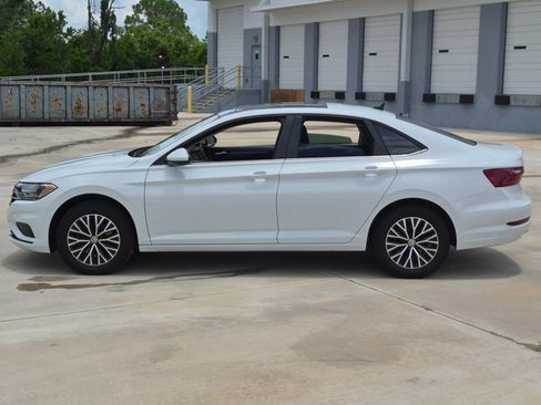 Used 2020 Volkswagen Jetta SE w/ SE Cold Weather Package FWD image 8