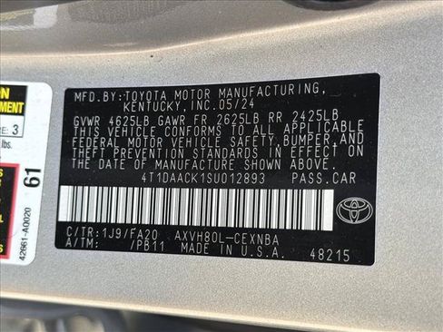 Used 2025 Toyota Camry LE FWD image 23