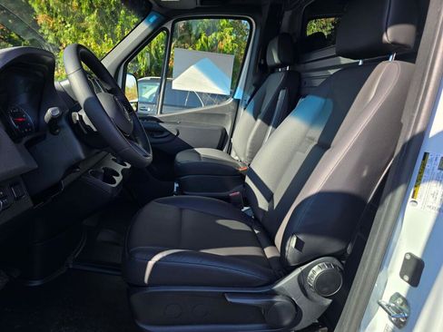 New 2026 Mercedes-Benz Sprinter 2500 image 20