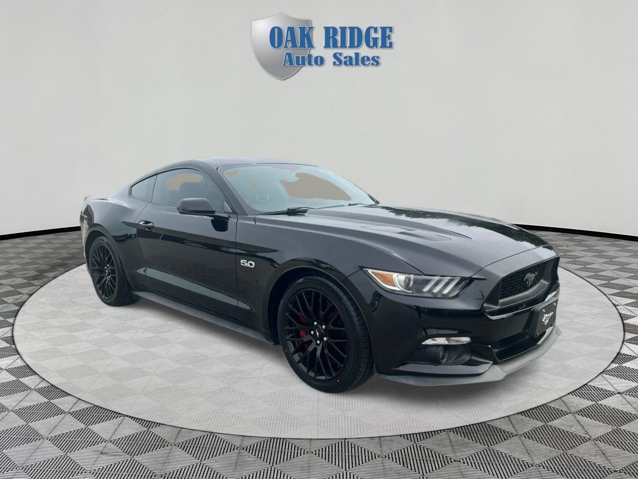 Used 2016 Ford Mustang GT Premium w/ GT Performance Package RWD image 3
