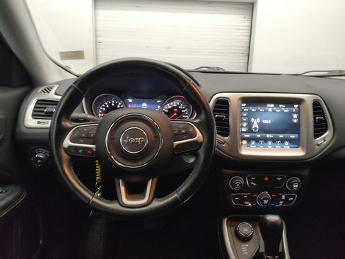 Used 2020 Jeep Compass Latitude w/ Popular Equipment Group AWD/4WD image 22