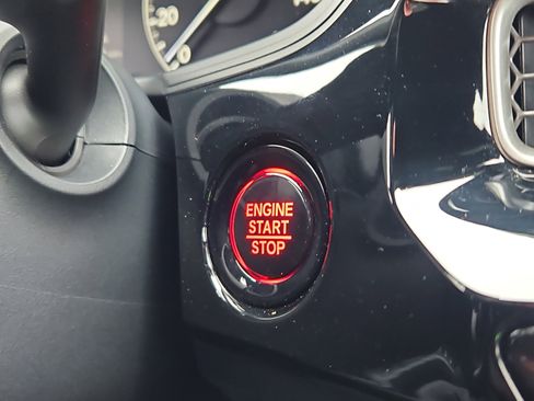 Used 2023 Honda Civic Sport image 11