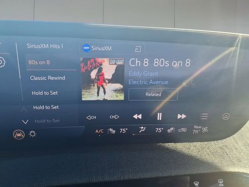 Used 2025 Buick Enclave Preferred image 19