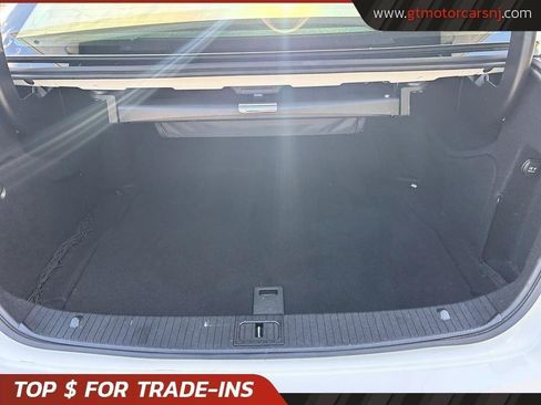 Used 2013 Mercedes-Benz E 350 BlueTEC Sedan image 15