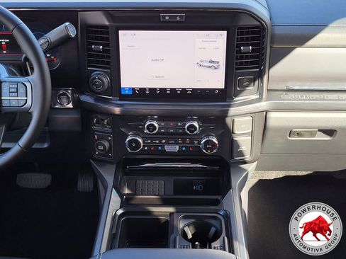 New 2026 Ford F250 Lariat w/ Black Appearance Package image 20