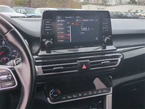 Used 2021 Kia Seltos EX image 24