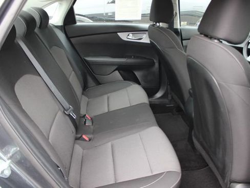Used 2024 Kia Forte LXS w/ LXS Technology Package FWD image 27