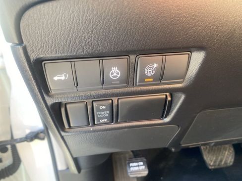 Used 2024 Nissan Armada Platinum w/ Captain's Chairs Package image 16