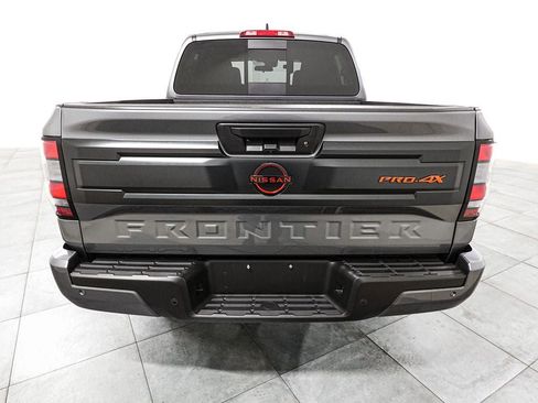 Used 2025 Nissan Frontier PRO-4X image 5