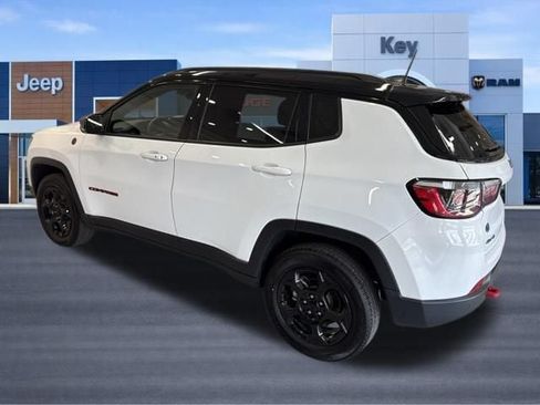 Used 2024 Jeep Compass Trailhawk AWD/4WD image 4