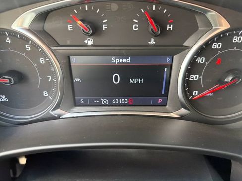 Used 2024 GMC Terrain SLT FWD image 18