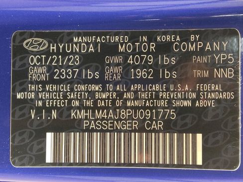 Used 2023 Hyundai Elantra Blue w/ Cargo Package image 33