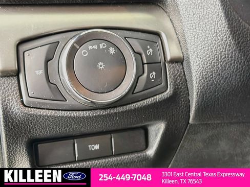 Used 2019 Ford Explorer XLT w/ Class III Trailer Tow Package FWD image 9