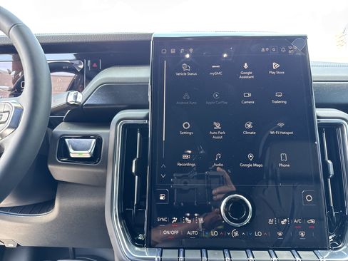 New 2026 GMC Yukon Denali AWD/4WD image 23