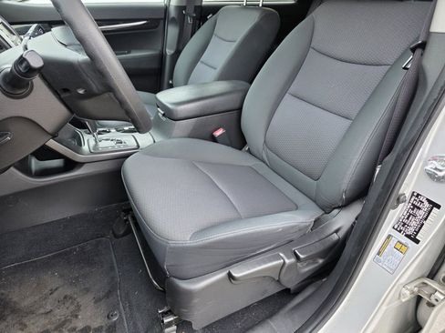 Used 2013 Kia Sorento LX image 17