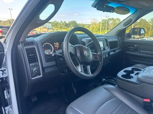 Used 2018 RAM 3500 Tradesman w/ Chrome Appearance Group AWD/4WD image 10