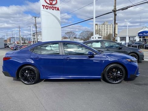 New 2026 Toyota Camry SE image 2