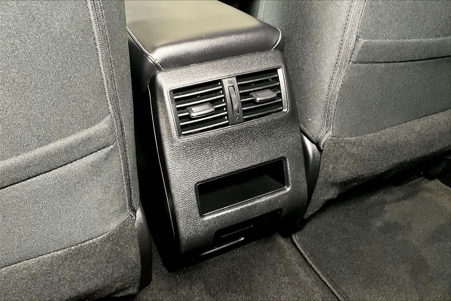 Used 2025 Mitsubishi Outlander ES AWD/4WD image 10