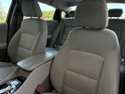 Used 2022 Chevrolet Malibu LT FWD image 12
