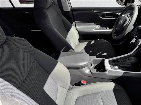 Used 2024 Toyota RAV4 LE image 20
