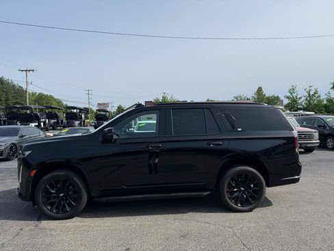 Used 2022 Cadillac Escalade Sport w/ LPO, ONYX Package AWD/4WD image 7