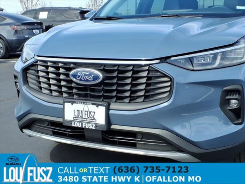 Used 2025 Ford Escape Platinum w/ Class II Trailer Tow Package image 33