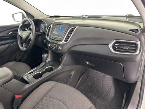 Used 2018 Chevrolet Equinox LT image 13