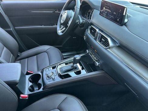 New 2025 MAZDA CX-5 Signature image 17