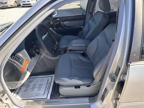 Used 1999 Mercedes-Benz S 320 image 10
