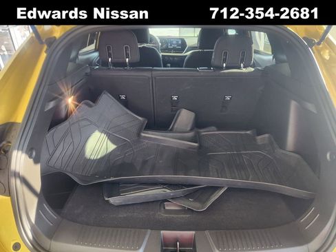 Used 2024 Chevrolet Trax RS w/ Driver Confidence Package image 12